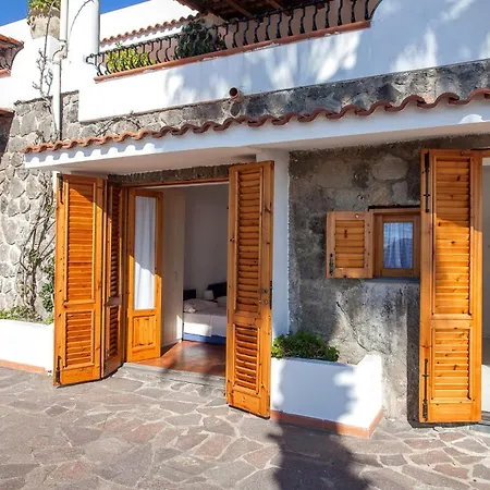 Olivetta * Lipari (Isola Lipari)